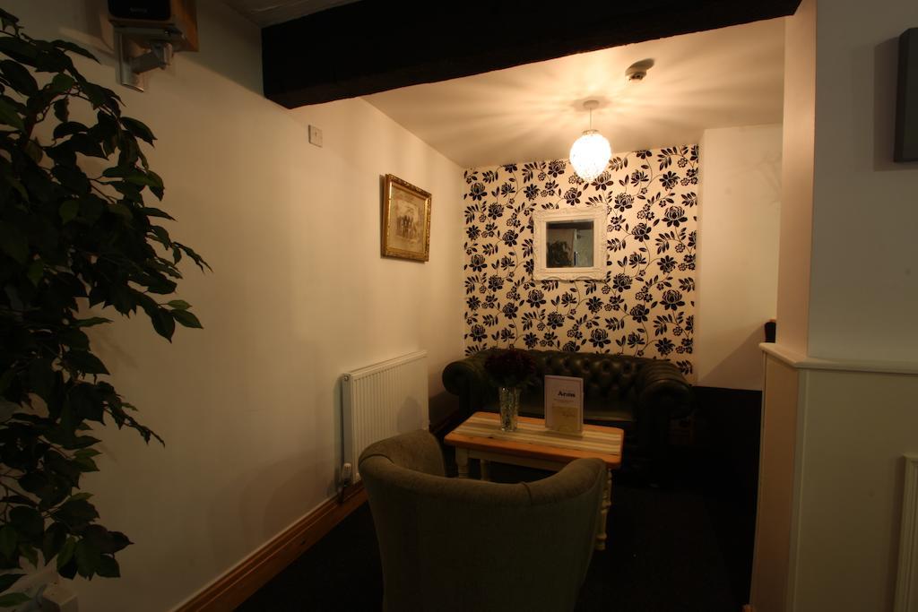 Emlyn Arms Bed and Breakfast Llanarthney Eksteriør billede